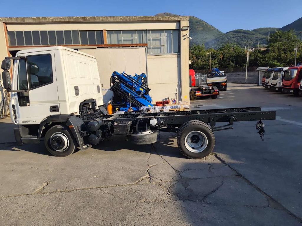 Iveco EUROCARGO 100E18 Foto 23