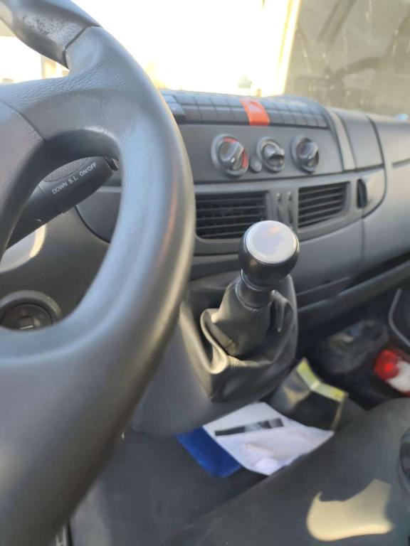 Iveco EUROCARGO 100E18 Foto 4