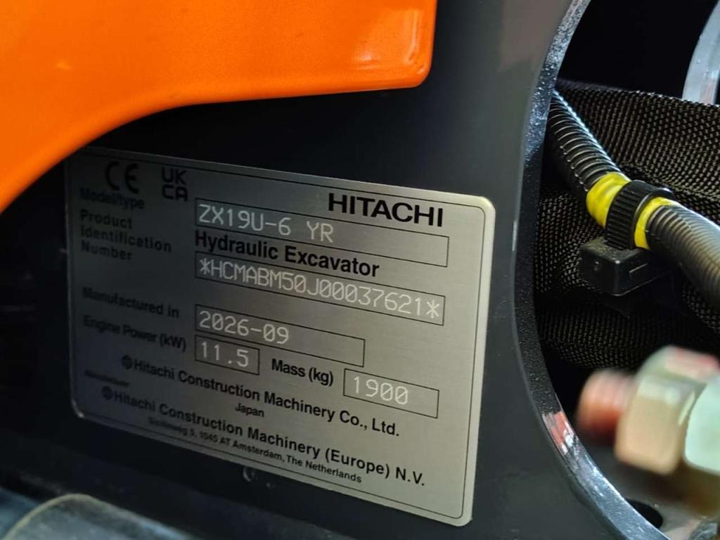 Hitachi ZX 19U-6 YR Foto 14