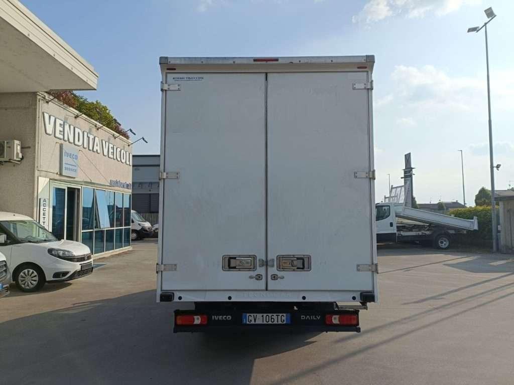 Iveco Daily Foto 5