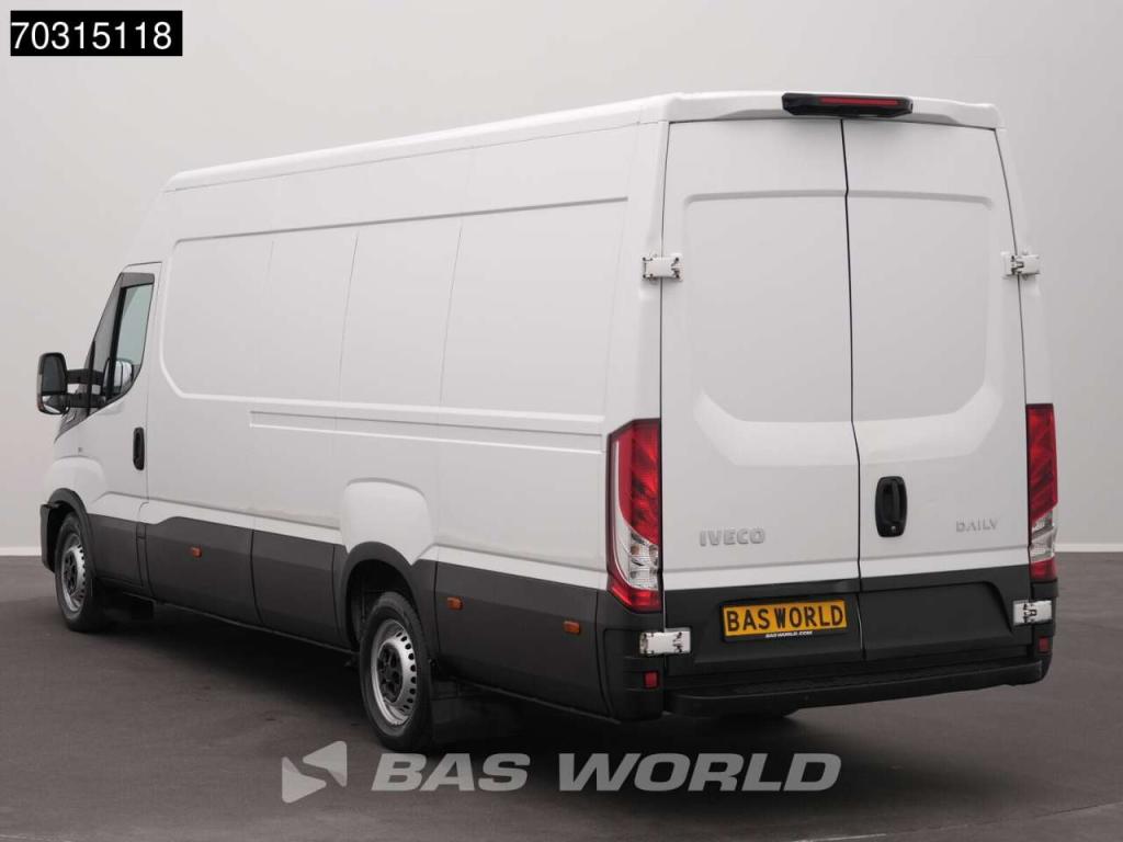 Iveco Daily 35S16 Automaat L3H2 Airco Camera Parkeersensoren 3,5t Trekgewicht Euro6 L3 Airco Foto 2