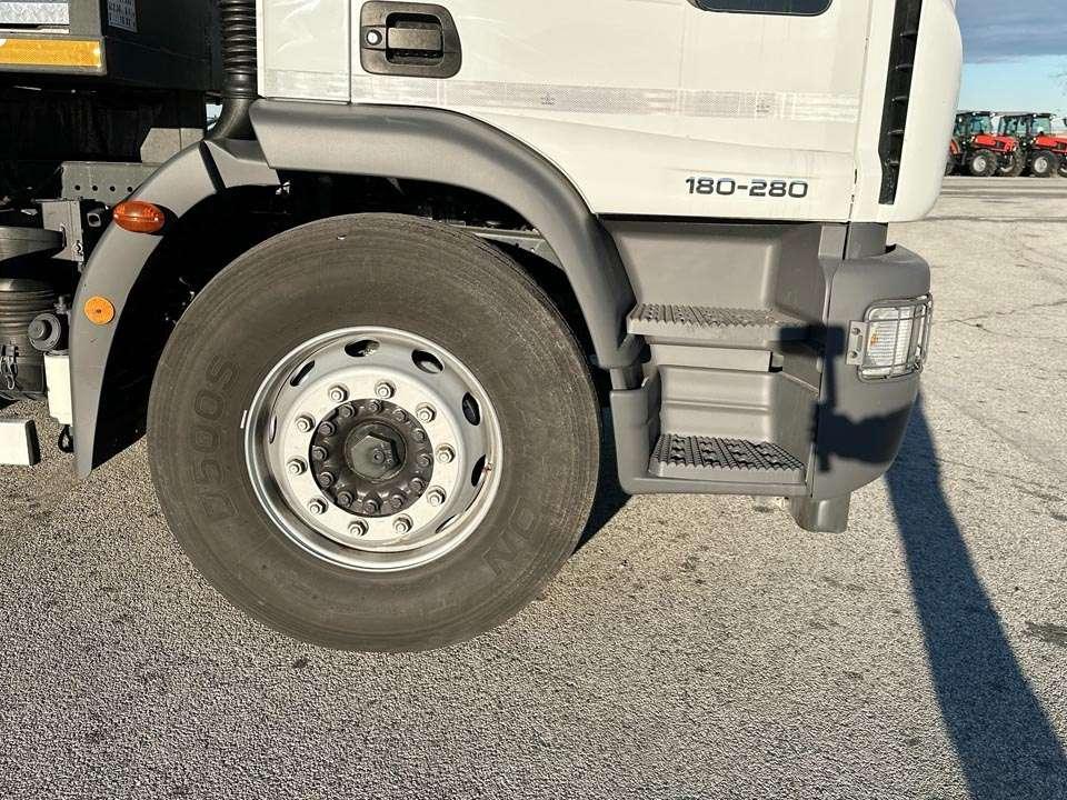 Iveco EUROCARGO 180-280 4x2 Foto 14