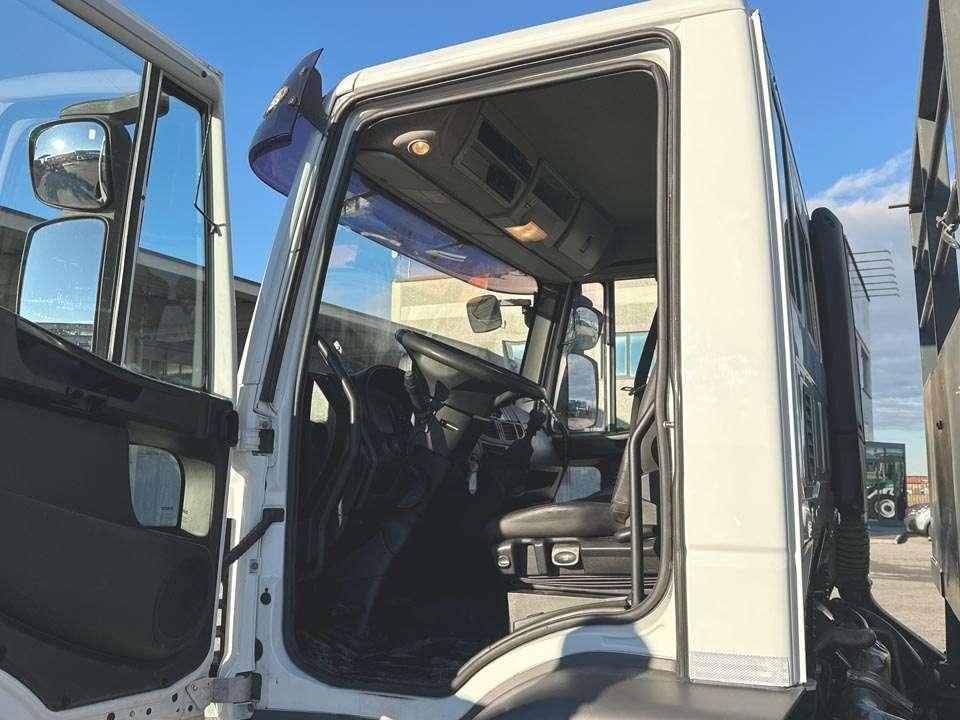Iveco EUROCARGO 180-280 4x2 Foto 16