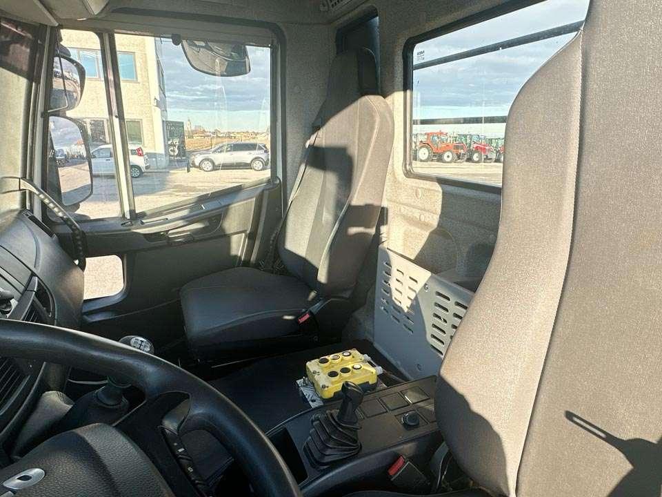 Iveco EUROCARGO 180-280 4x2 Foto 19