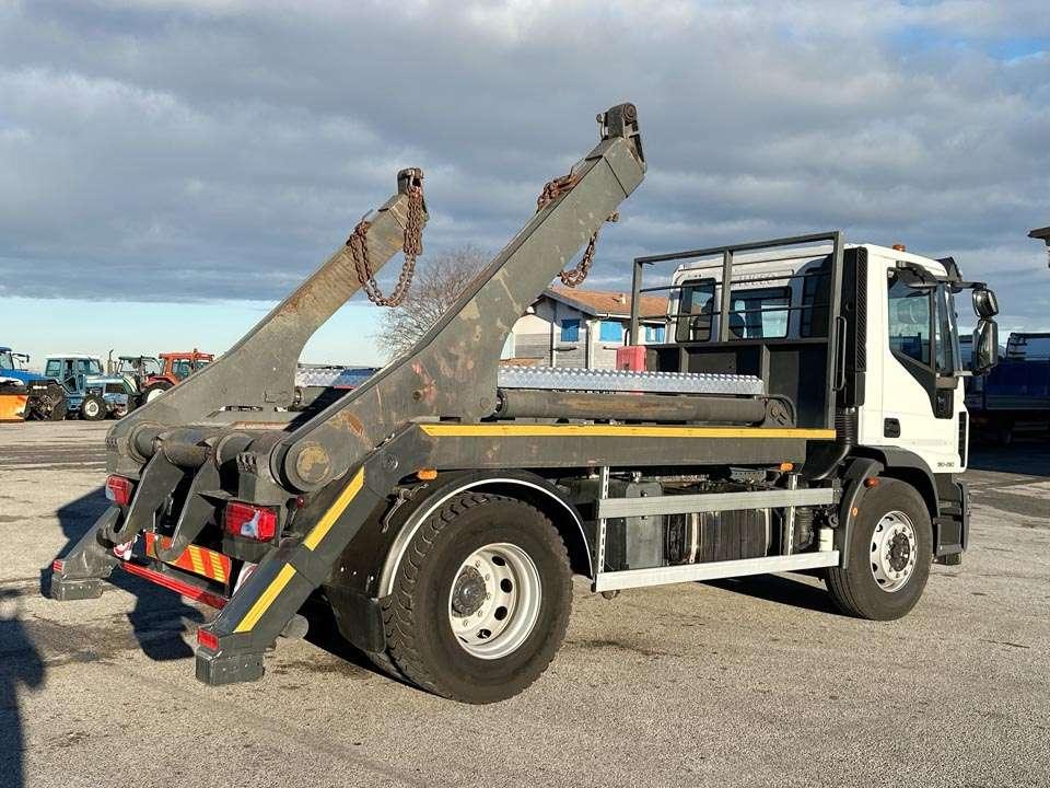 Iveco EUROCARGO 180-280 4x2 Foto 25