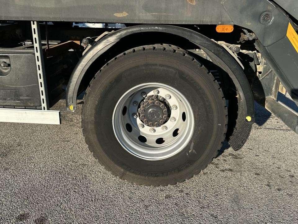 Iveco EUROCARGO 180-280 4x2 Foto 8