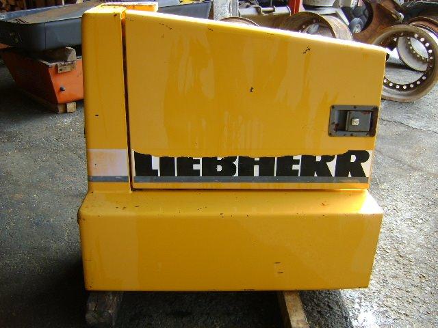 Serbatoio olio idraulico per Liebherr 632 Foto 1