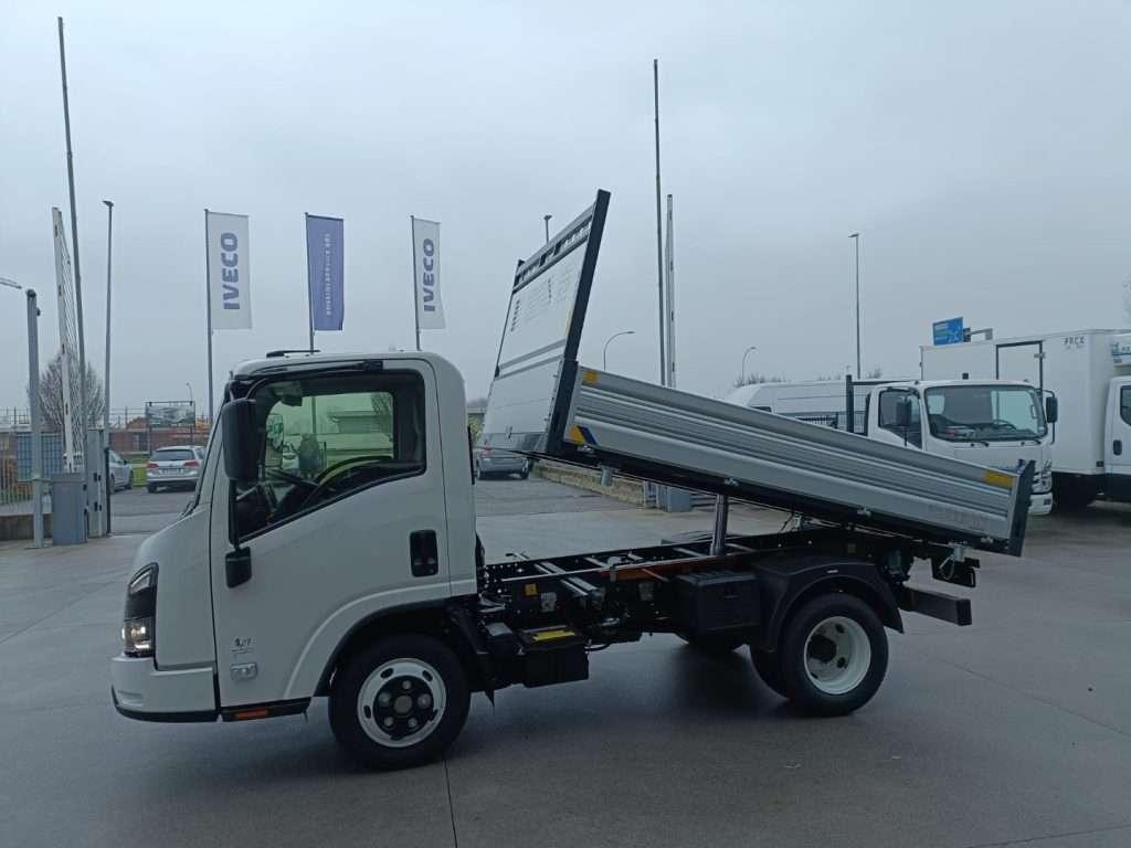 Isuzu M27  GENERATION 2 3000 cc CASSONE RIBALTABILE Foto 5