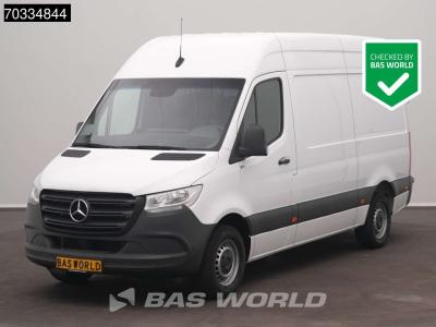 Mercedes-Benz Sprinter 317 CDI Automaat L2H2 AC/Climate MBUX Carplay Camera Parkeersensoren Euro6 L2 A/C in vendita da BAS World B.V.