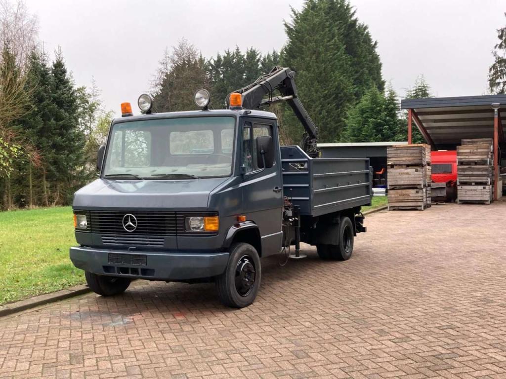 Mercedes-Benz 4x2 809D Foto 30