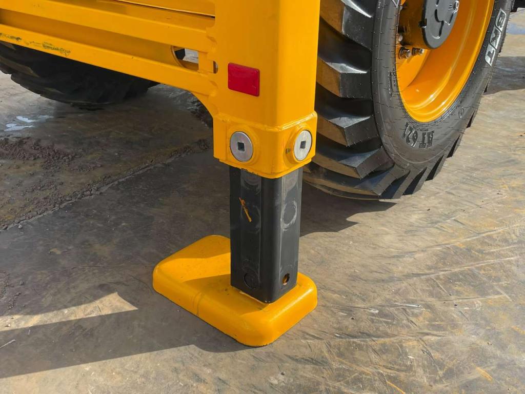 JCB 3DX 4WD hammerlines Foto 20