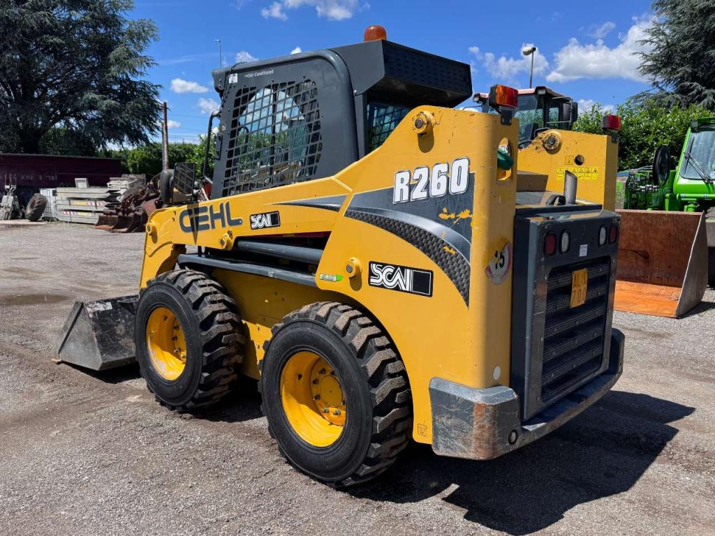 Gehl R260 Foto 3