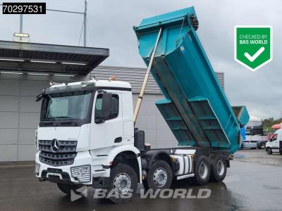 Mercedes Arocs 3243 8X4 Retarder Steelsuspension Big-Axle Euro 6 in vendita da BAS World B.V.