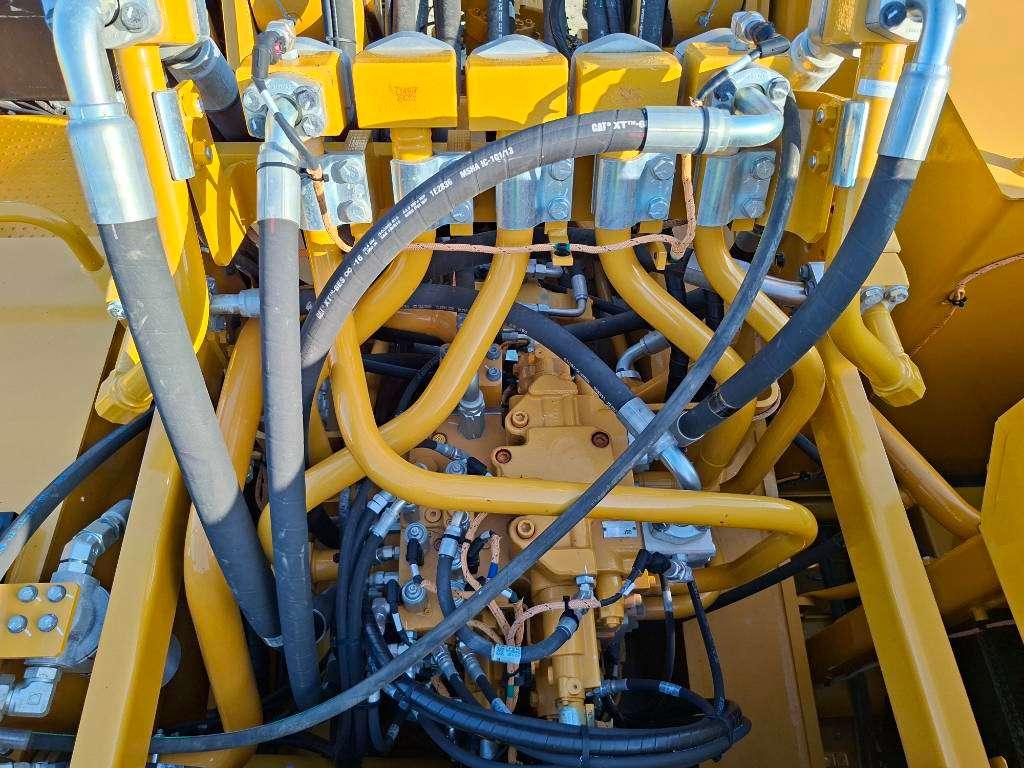 Caterpillar 395 Foto 18