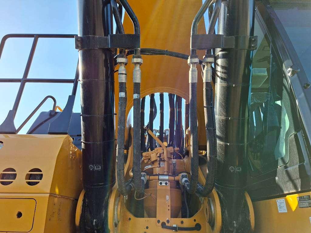 Caterpillar 395 Foto 23
