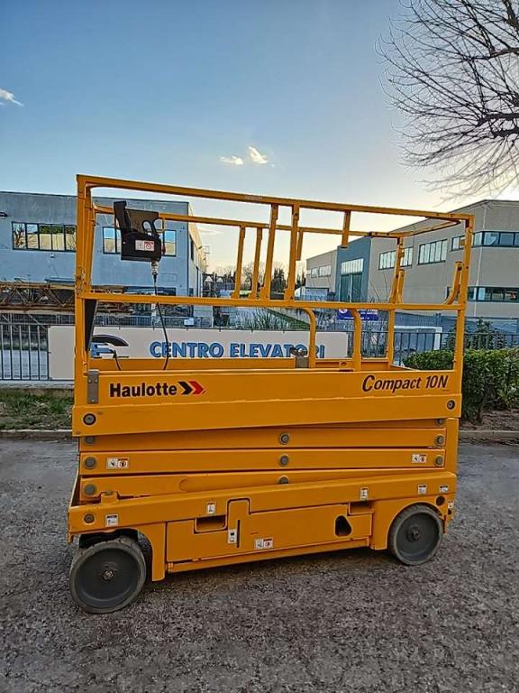Haulotte Compact 10 N Foto 1