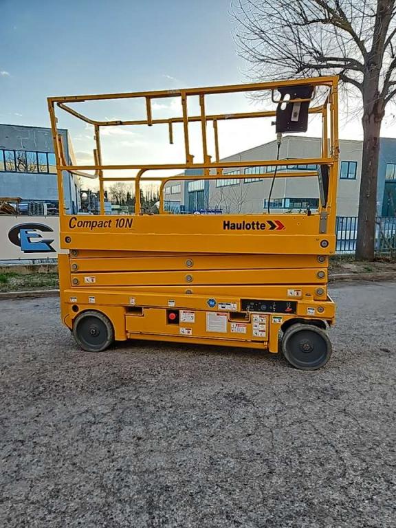 Haulotte Compact 10 N Foto 4