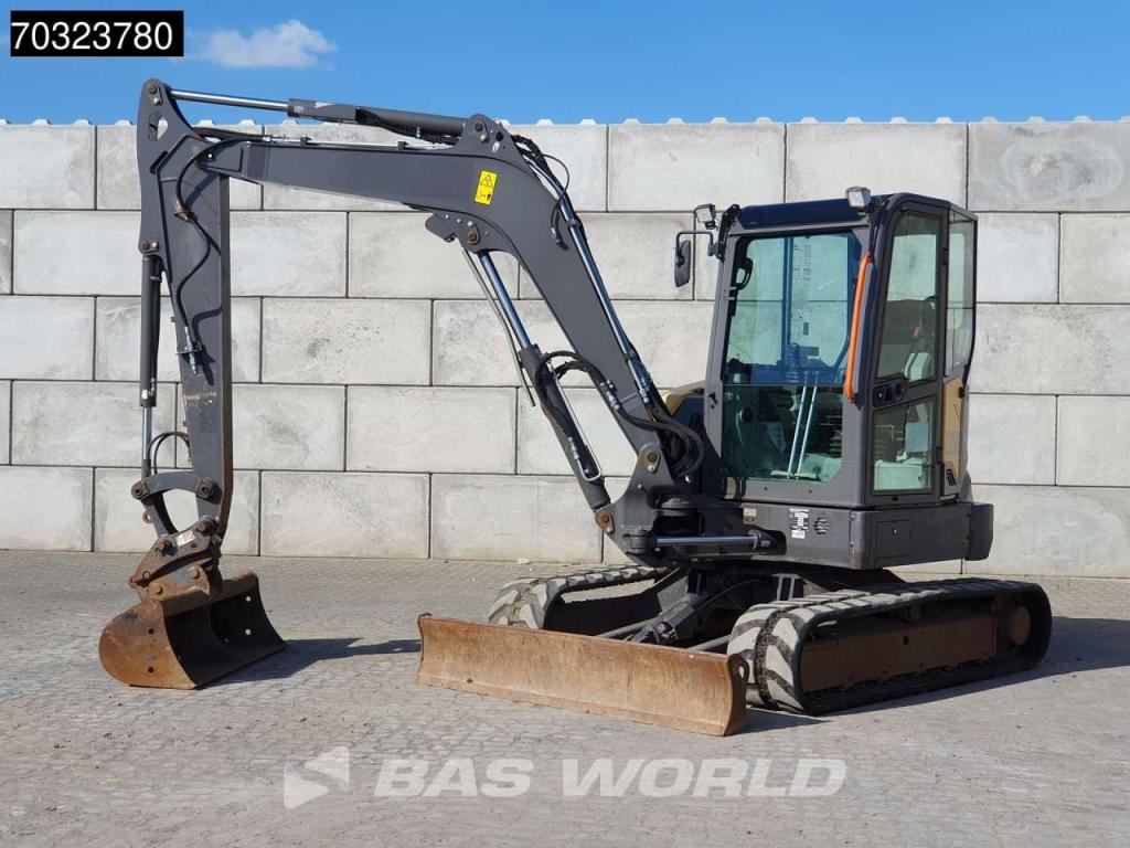 Volvo ECR58 F A/C - 3 Buckets Foto 3