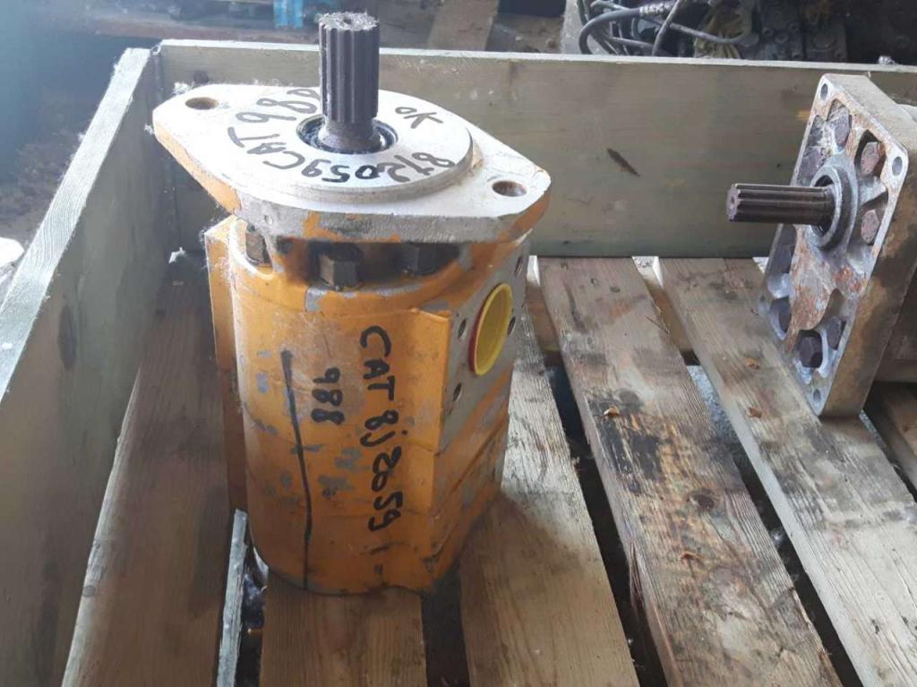 Pompa idraulica a ingranaggi per Caterpillar 988 Foto 2