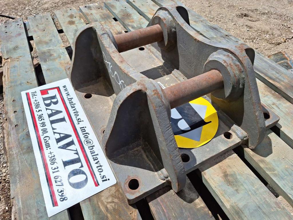 UNI45 for 5-12 ton excavators Attachment plate Foto 2