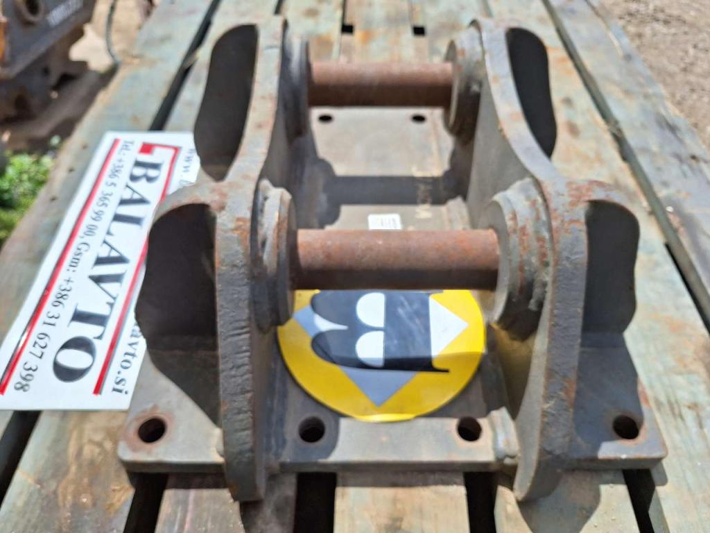 UNI45 for 5-12 ton excavators Attachment plate Foto 3