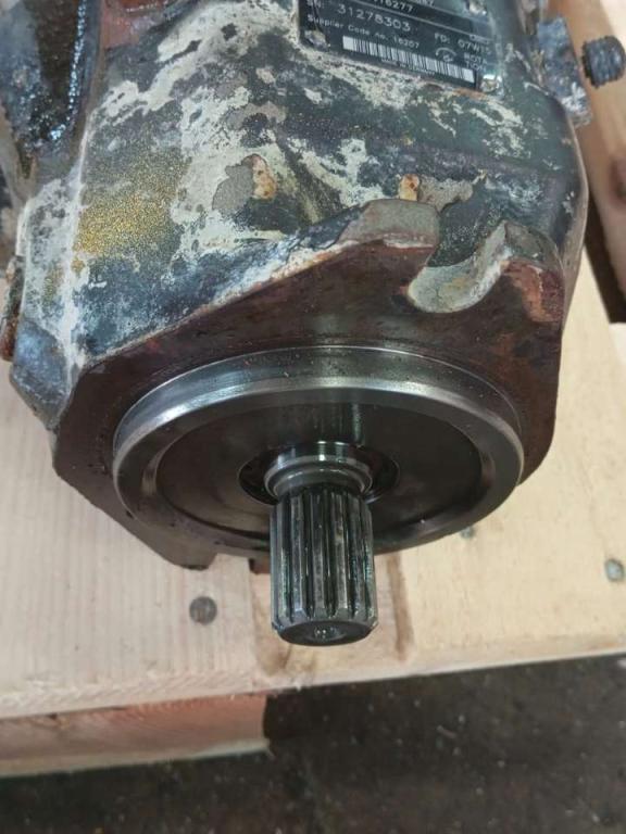 Pompa idraulica per Volvo A 30 D Foto 3