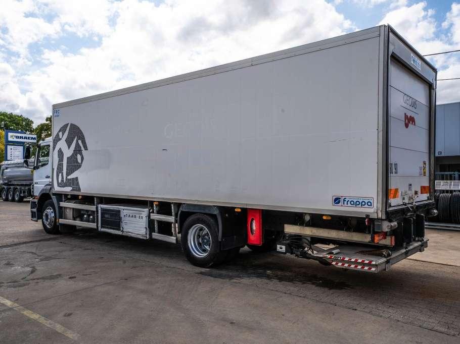 Mercedes-Benz AXOR 1829-MP3+ CARRIER Foto 11