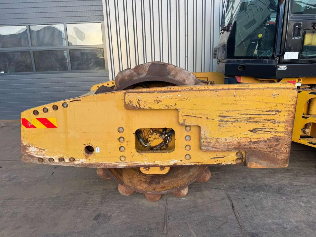 Caterpillar CP76 (19t) Foto 16