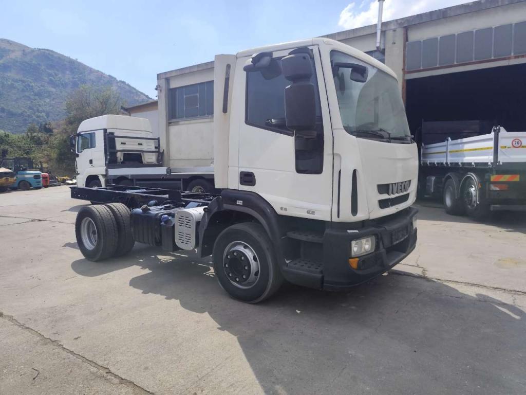 Iveco EUROCARGO 150E22P Foto 22