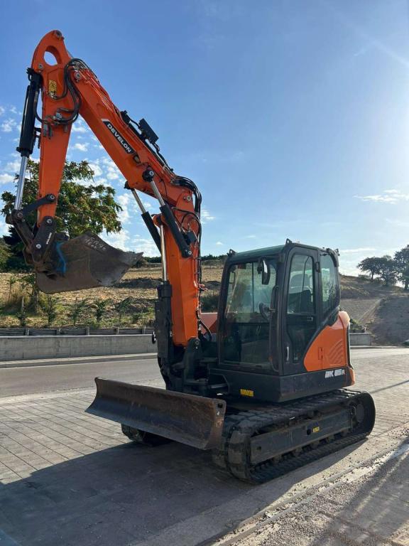 Develon DX85R-7 Foto 6