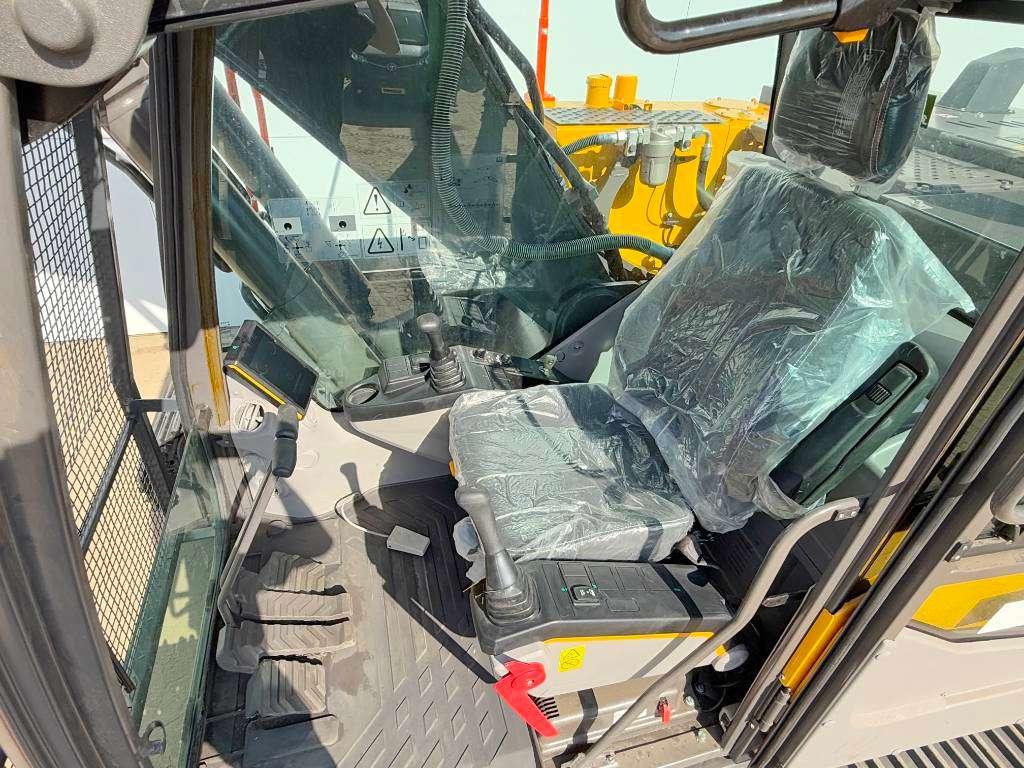 Volvo EC210 - Unused / Hammer Lines Foto 8