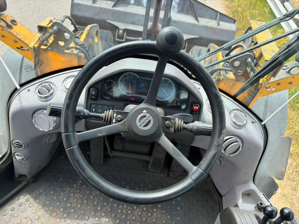 Volvo L90H Foto 18