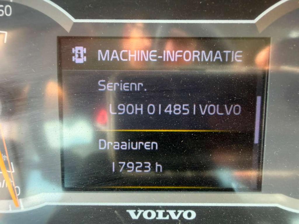 Volvo L90H Foto 23