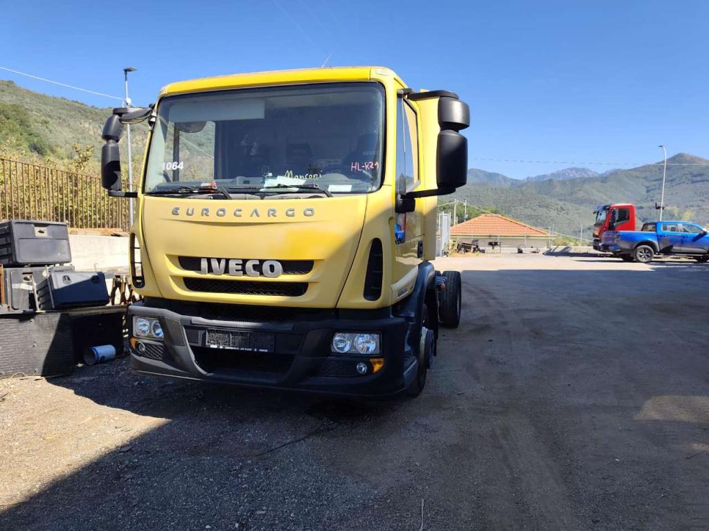 Iveco EUROCARGO CUBE 120E28P Foto 15