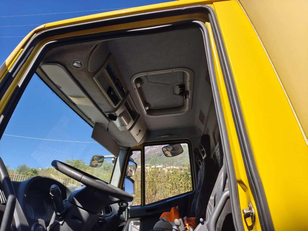 Iveco EUROCARGO CUBE 120E28P Foto 4