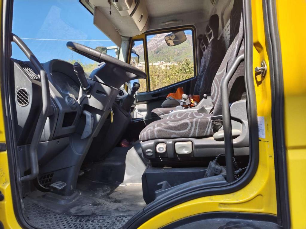Iveco EUROCARGO CUBE 120E28P Foto 9