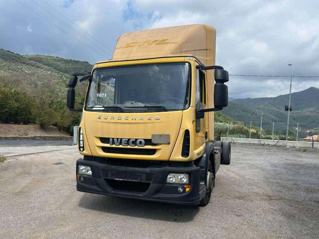Iveco EUROCARGO CUBE 120E28P Foto 9