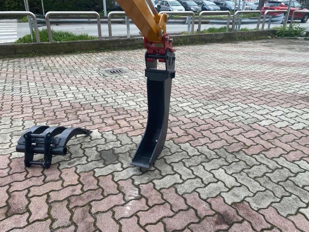 Kato HD 12 VXE con Benna TRINCEA SBK STREET BUCKET Foto 15