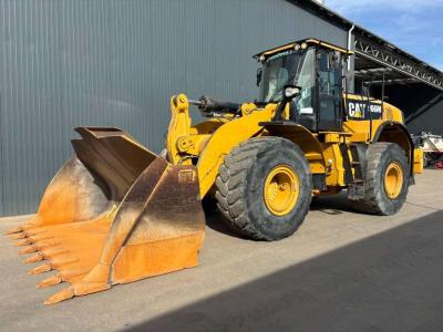 Caterpillar 966M Foto 1