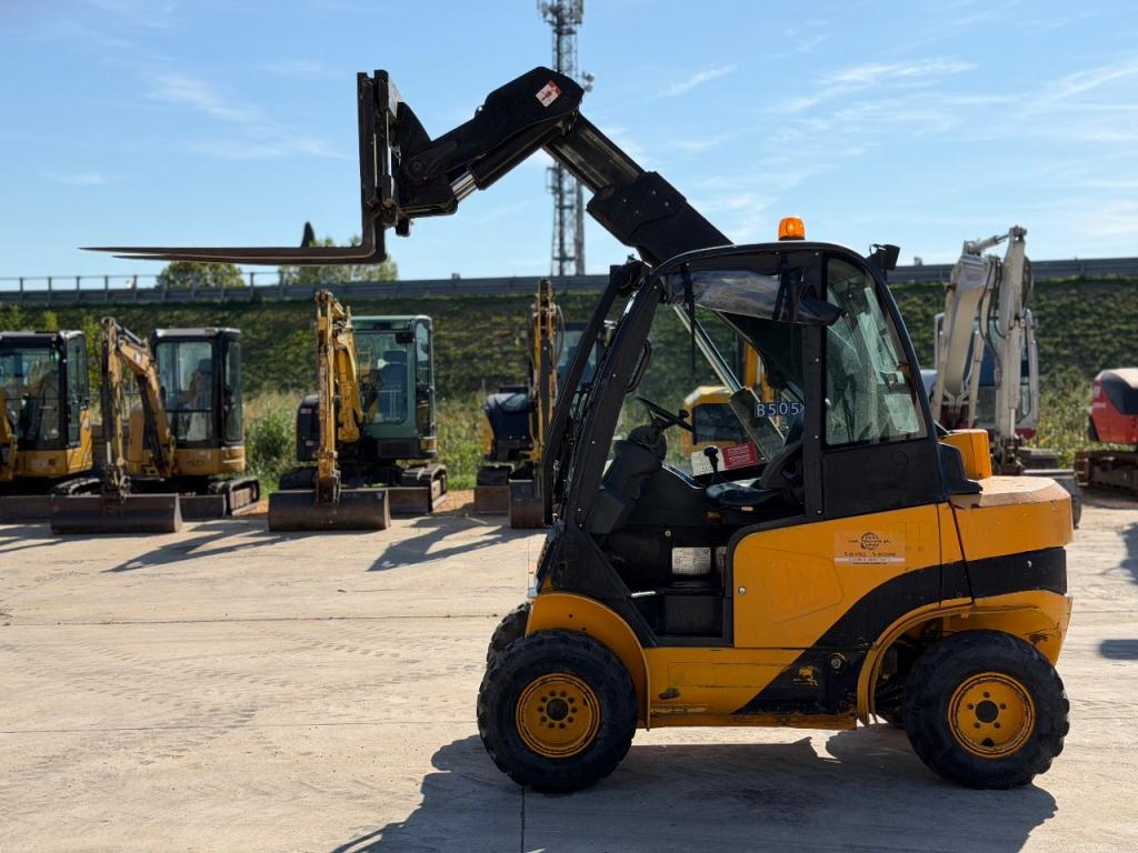 JCB TELETRUK 30D Foto 4