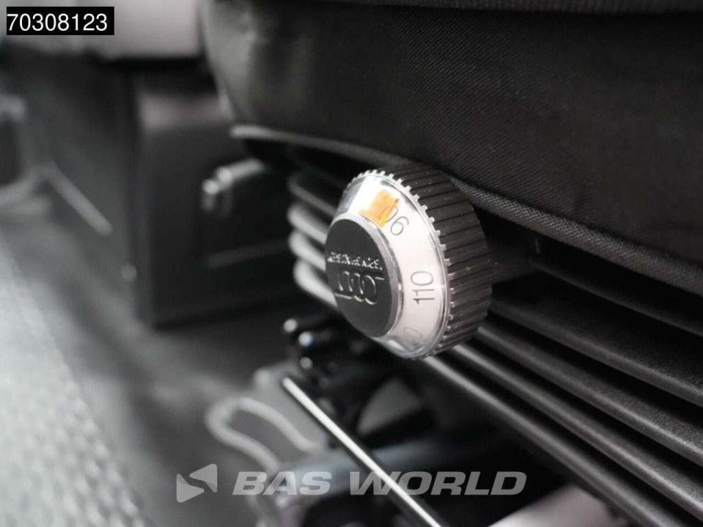 Iveco Daily 35S18 3.0L Automaat Laadklep 180PK Bakwagen ACC Airco Cruise Camera CarPlay 3,5t Trekgewicht Foto 23