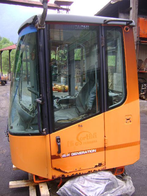Cabina per Fiat Hitachi W 230 Foto 1