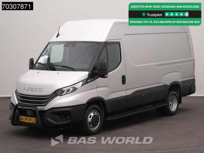 Iveco Daily 35C21 3.0L Automaat 210PK L2H2 ACC LED Camera CarPlay Parkeersensoren 3,5t Trekgewicht Euro6 in vendita da BAS World B.V.