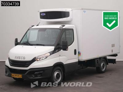 Iveco Daily 35S16 Automaat Koelwagen Vriezer Zijdeur Achterdeuren Carrier Xarios 5 Airco Camera Euro6 Bak in vendita da BAS World B.V.