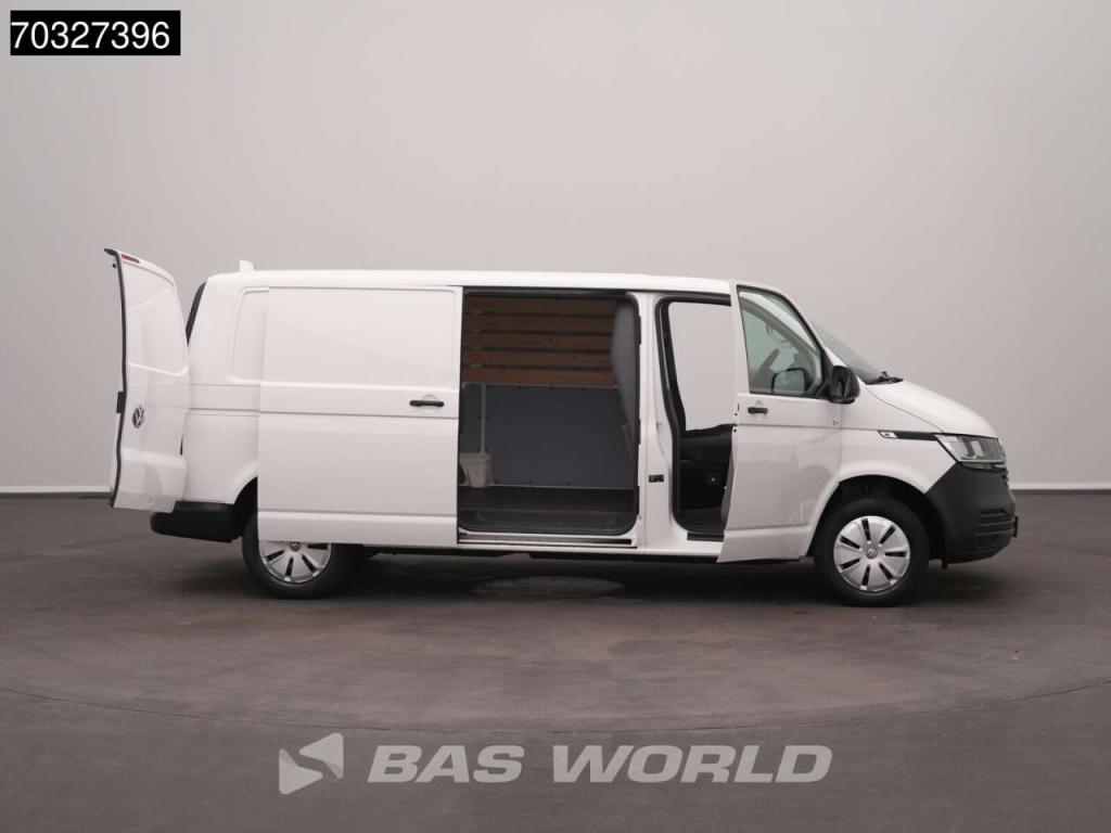 Volkswagen Transporter 110pk L2H1 Navi Airco Euro6 L2 A/C Foto 10