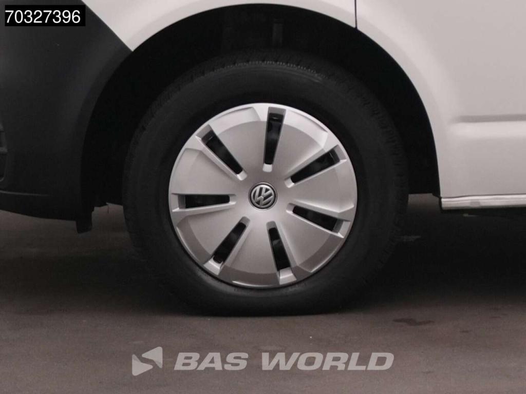 Volkswagen Transporter 110pk L2H1 Navi Airco Euro6 L2 A/C Foto 26