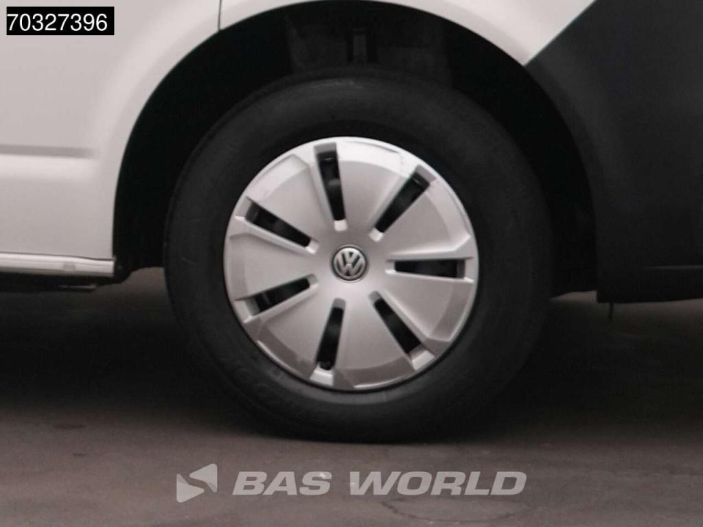 Volkswagen Transporter 110pk L2H1 Navi Airco Euro6 L2 A/C Foto 29