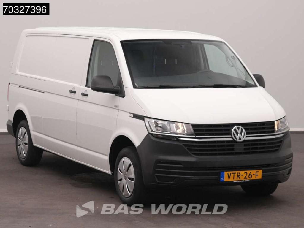 Volkswagen Transporter 110pk L2H1 Navi Airco Euro6 L2 A/C Foto 5