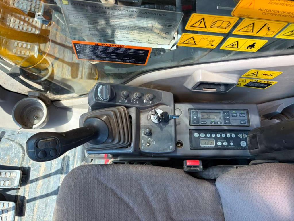 Hitachi ZX350LCN-3 Foto 21