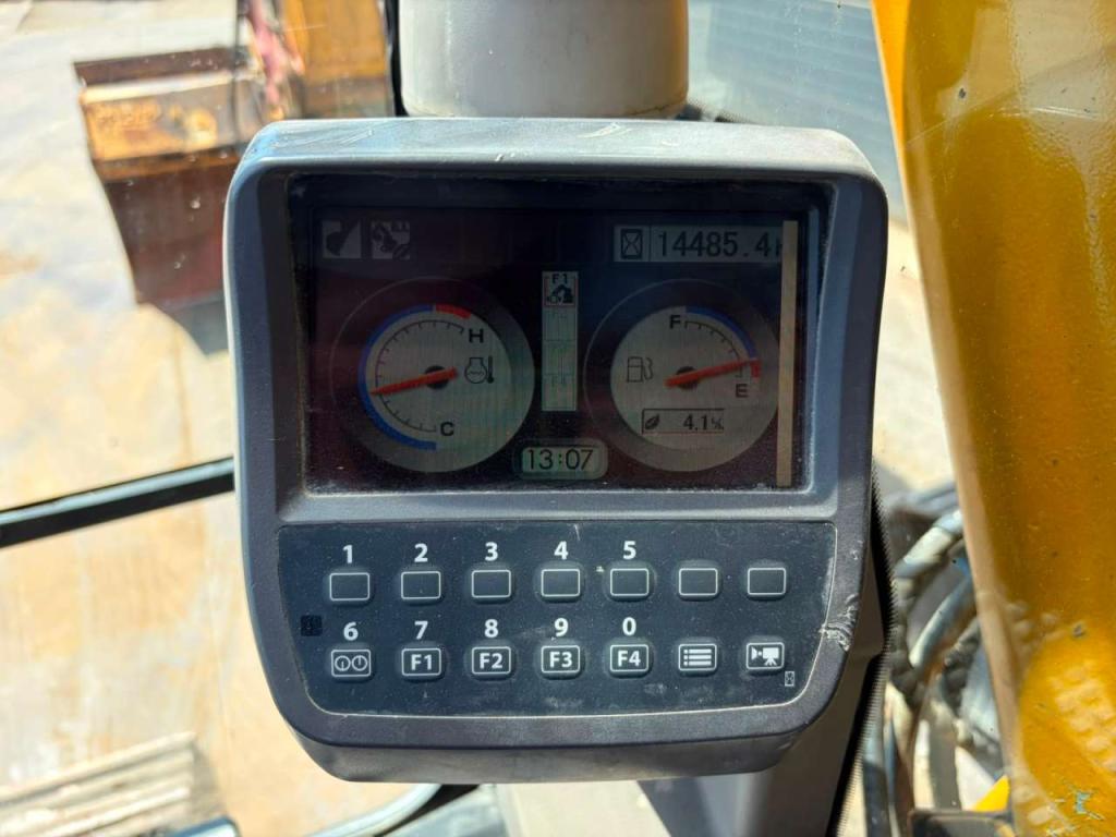 Hitachi ZX350LCN-3 Foto 23